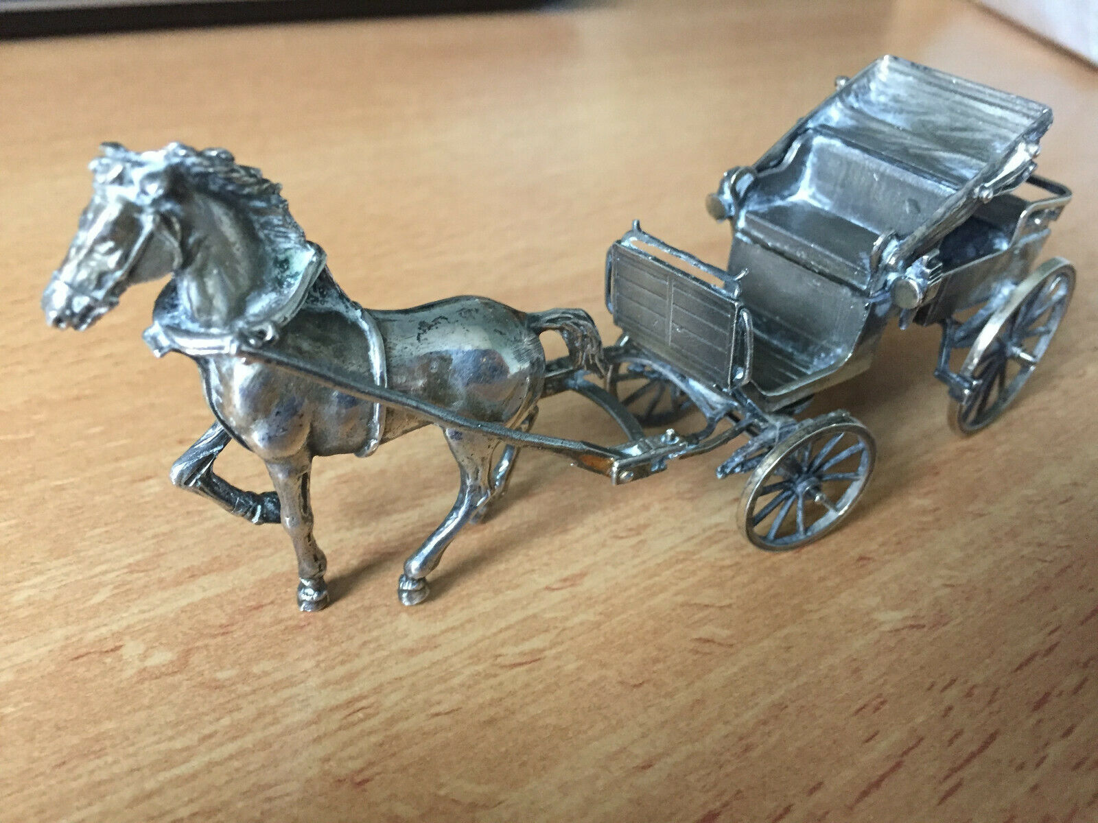 Rare-antique - Silver Horse Crown Carriage With Extreame Details