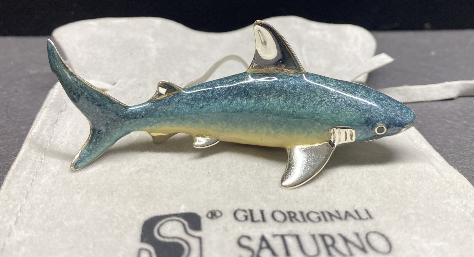 Saturno Sterling Silver Enamel Painted Shark *mint