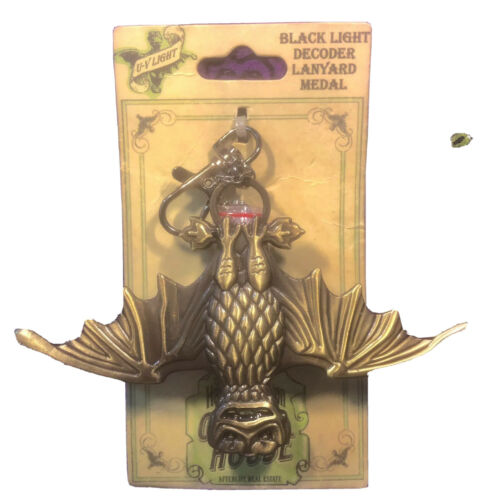 Disney Haunted Mansion O'pin Opin House Bat Pin Lanyard Medal Uv Black Light New